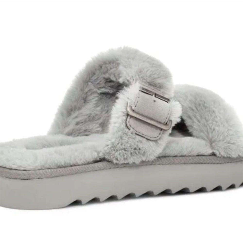 UGG Koolaburra Furr-Ah, Women's Faux Fur Slipper‎ Sandal, Size 5